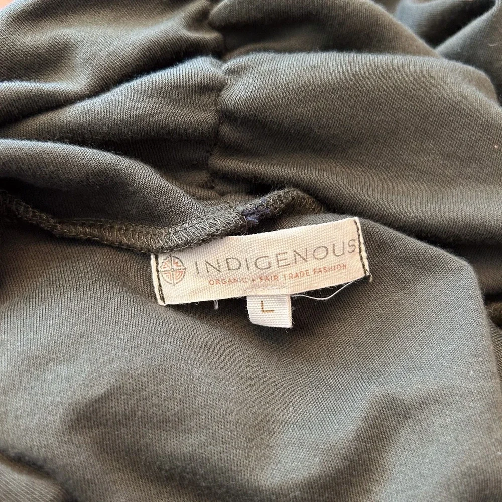 Indigenous Organic Fair Trade Fashion Size Large Olive Green Turtleneck Top - Picture 8 of 9